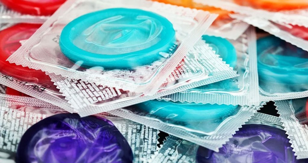 کاندوم در مقابل چه بیماری‌هایی نقش حفاظتی دارد؟